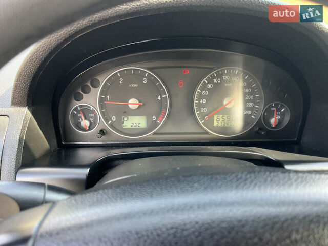 Форд Мондео, объемом двигателя 2 л и пробегом 313 тыс. км за 3800 $, фото 15 на Automoto.ua