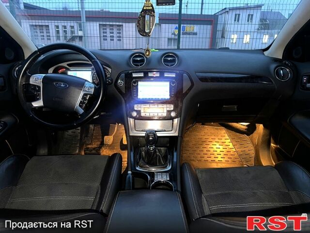 Форд Мондео, объемом двигателя 18 л и пробегом 300 тыс. км за 6500 $, фото 9 на Automoto.ua
