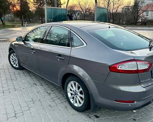 Форд Мондео, об'ємом двигуна 2 л та пробігом 380 тис. км за 7600 $, фото 6 на Automoto.ua