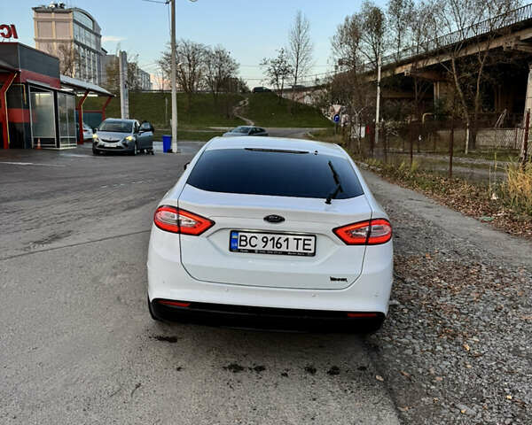 Форд Мондео, объемом двигателя 1.6 л и пробегом 179 тыс. км за 12500 $, фото 5 на Automoto.ua