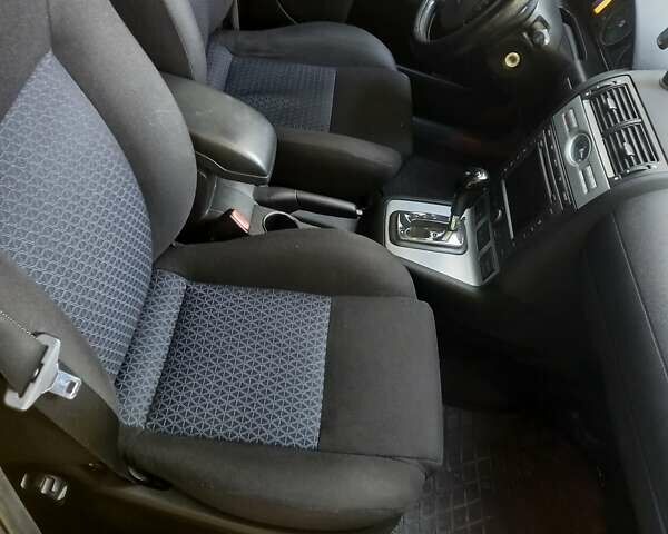 Желтый Форд Мондео, объемом двигателя 2.5 л и пробегом 430 тыс. км за 4100 $, фото 2 на Automoto.ua