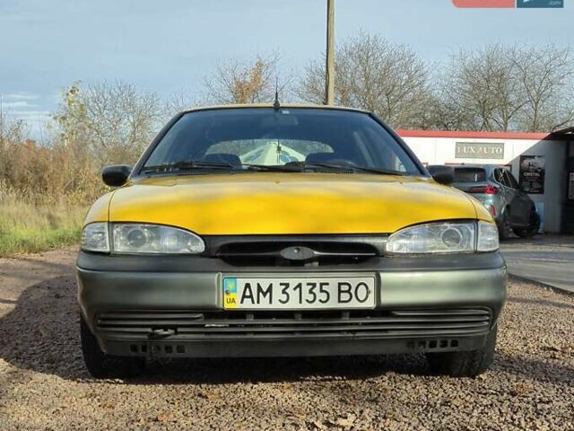 Жовтий Форд Мондео, об'ємом двигуна 2 л та пробігом 1 тис. км за 1700 $, фото 1 на Automoto.ua