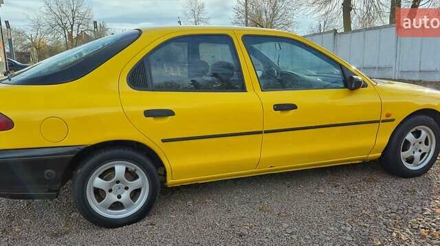 Жовтий Форд Мондео, об'ємом двигуна 2 л та пробігом 1 тис. км за 1700 $, фото 3 на Automoto.ua