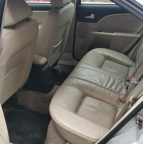 Серый Форд Мондео, объемом двигателя 2 л и пробегом 360 тыс. км за 4000 $, фото 2 на Automoto.ua