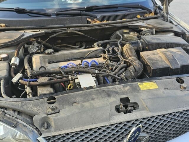 Серый Форд Мондео, объемом двигателя 2 л и пробегом 260 тыс. км за 3500 $, фото 2 на Automoto.ua