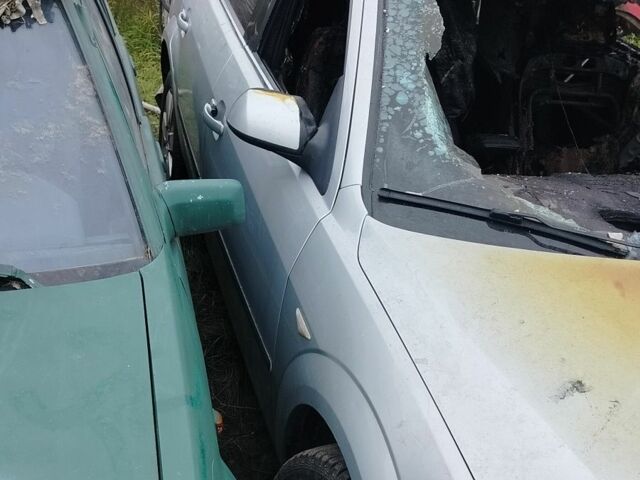 Серый Форд Мондео, объемом двигателя 2 л и пробегом 390 тыс. км за 1350 $, фото 1 на Automoto.ua