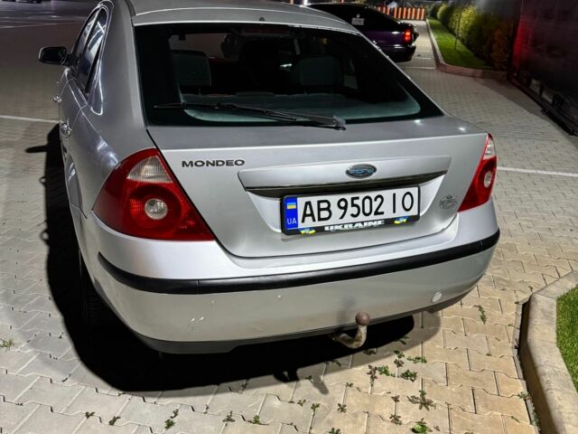 Серый Форд Мондео, объемом двигателя 1.8 л и пробегом 298 тыс. км за 4000 $, фото 3 на Automoto.ua