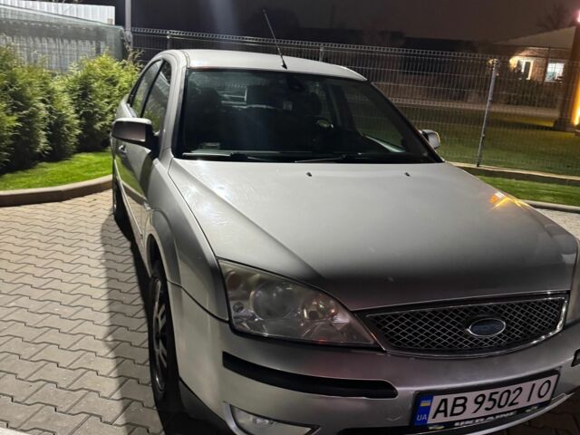 Серый Форд Мондео, объемом двигателя 1.8 л и пробегом 298 тыс. км за 4000 $, фото 1 на Automoto.ua