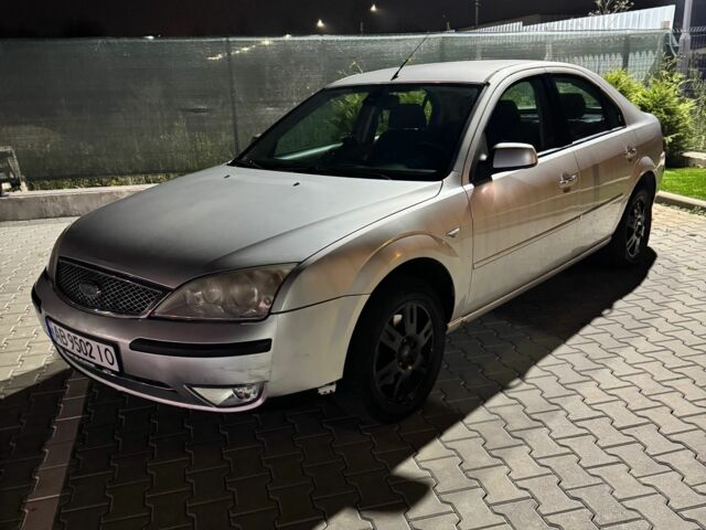 Серый Форд Мондео, объемом двигателя 1.8 л и пробегом 298 тыс. км за 4000 $, фото 2 на Automoto.ua