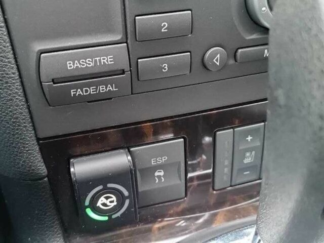 Серый Форд Мондео, объемом двигателя 2.5 л и пробегом 74 тыс. км за 4072 $, фото 16 на Automoto.ua