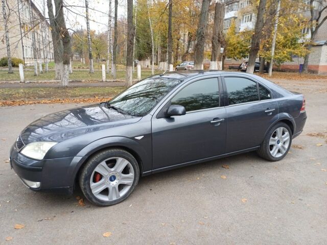 Сірий Форд Мондео, об'ємом двигуна 2.2 л та пробігом 271 тис. км за 3700 $, фото 2 на Automoto.ua