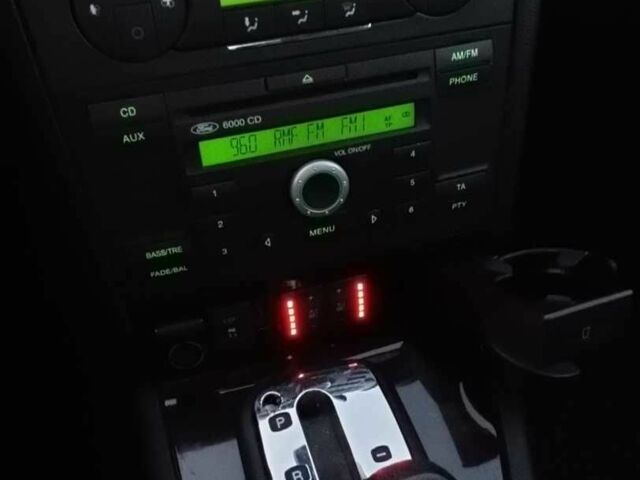 Серый Форд Мондео, объемом двигателя 2.5 л и пробегом 74 тыс. км за 4072 $, фото 19 на Automoto.ua