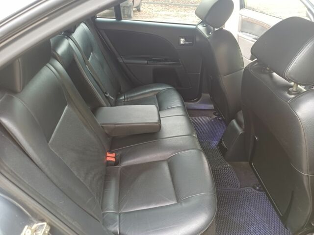 Сірий Форд Мондео, об'ємом двигуна 2.2 л та пробігом 271 тис. км за 3700 $, фото 13 на Automoto.ua