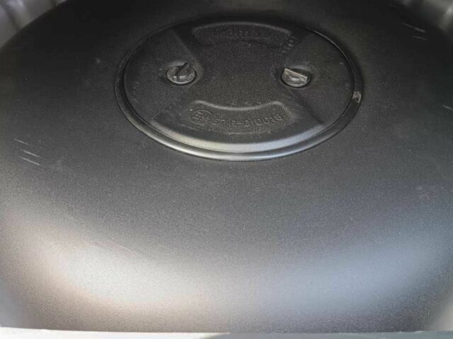 Серый Форд Мондео, объемом двигателя 2.5 л и пробегом 74 тыс. км за 4072 $, фото 10 на Automoto.ua