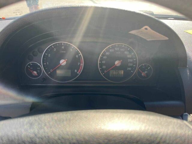 Серый Форд Мондео, объемом двигателя 2 л и пробегом 360 тыс. км за 4500 $, фото 13 на Automoto.ua