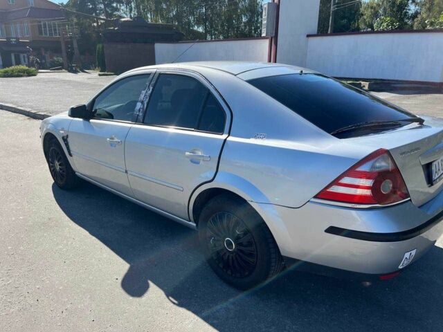 Серый Форд Мондео, объемом двигателя 2 л и пробегом 360 тыс. км за 4500 $, фото 2 на Automoto.ua