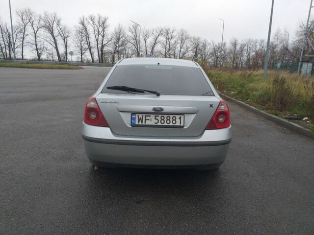 Серый Форд Мондео, объемом двигателя 1.8 л и пробегом 290 тыс. км за 1600 $, фото 3 на Automoto.ua
