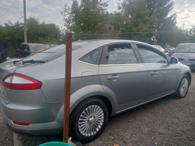 Серый Форд Мондео, объемом двигателя 1.8 л и пробегом 292 тыс. км за 7200 $, фото 4 на Automoto.ua