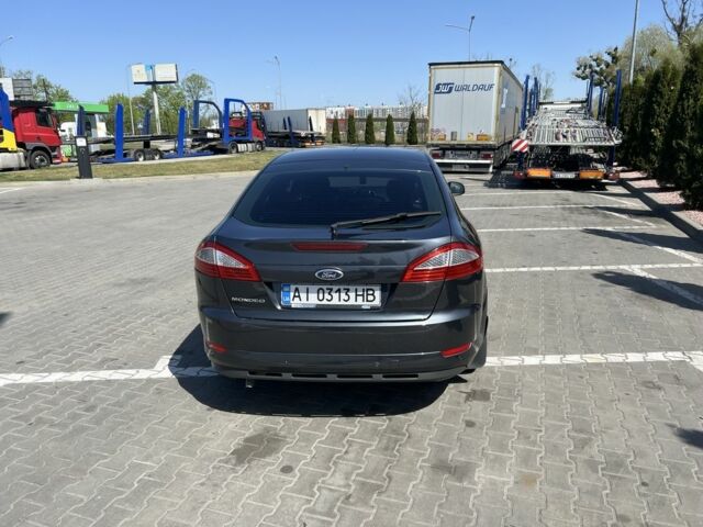 Сірий Форд Мондео, об'ємом двигуна 2 л та пробігом 296 тис. км за 5300 $, фото 4 на Automoto.ua