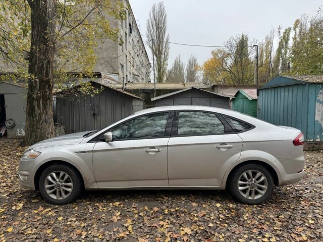 Серый Форд Мондео, объемом двигателя 2 л и пробегом 322 тыс. км за 4200 $, фото 6 на Automoto.ua
