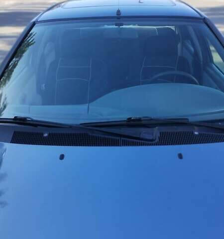 Серый Форд Мондео, объемом двигателя 1.6 л и пробегом 400 тыс. км за 1950 $, фото 1 на Automoto.ua