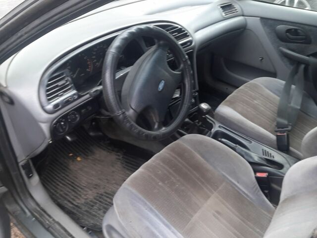 Серый Форд Мондео, объемом двигателя 0 л и пробегом 200 тыс. км за 600 $, фото 1 на Automoto.ua