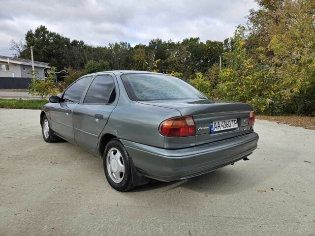 Серый Форд Мондео, объемом двигателя 2 л и пробегом 345 тыс. км за 1500 $, фото 2 на Automoto.ua