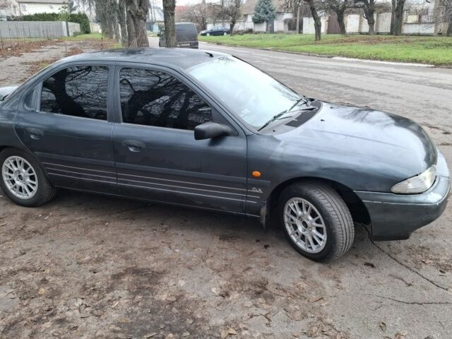 Сірий Форд Мондео, об'ємом двигуна 2 л та пробігом 250 тис. км за 1500 $, фото 2 на Automoto.ua