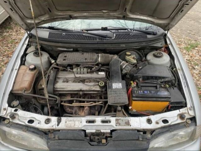Серый Форд Мондео, объемом двигателя 1.8 л и пробегом 3 тыс. км за 1700 $, фото 6 на Automoto.ua