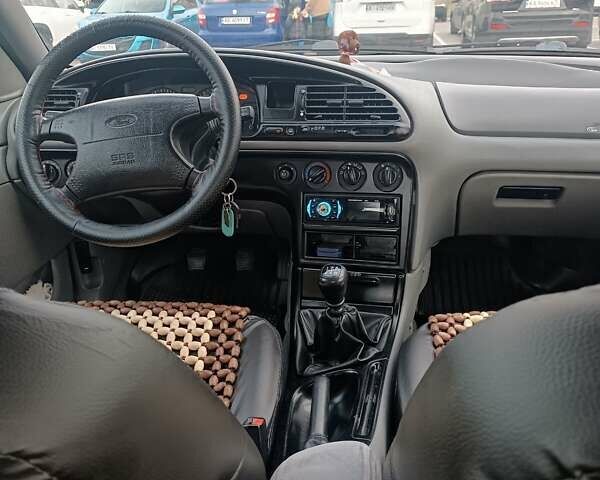 Сірий Форд Мондео, об'ємом двигуна 2 л та пробігом 154 тис. км за 2500 $, фото 14 на Automoto.ua