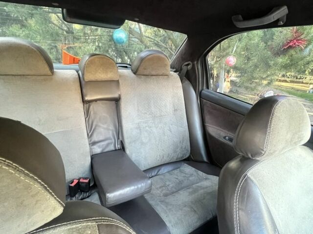 Серый Форд Мондео, объемом двигателя 2 л и пробегом 150 тыс. км за 1250 $, фото 7 на Automoto.ua