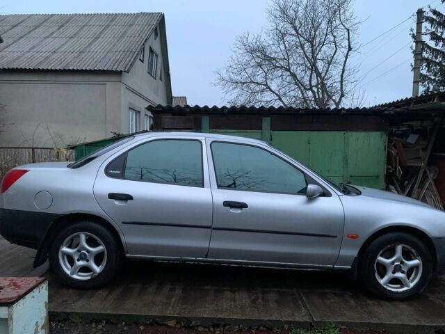 Серый Форд Мондео, объемом двигателя 1.8 л и пробегом 399 тыс. км за 2300 $, фото 3 на Automoto.ua