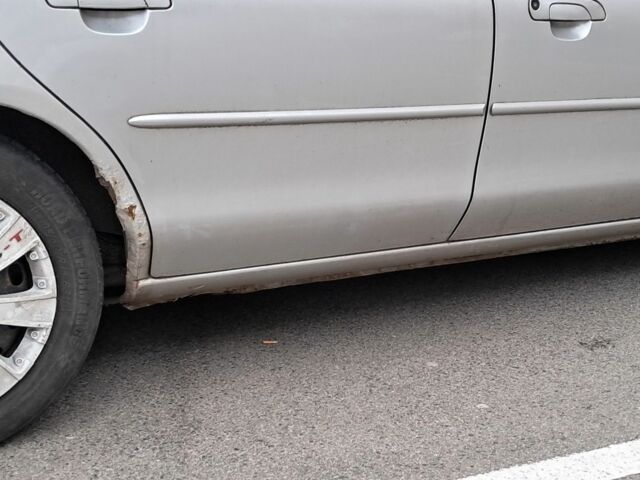 Серый Форд Мондео, объемом двигателя 2.5 л и пробегом 193 тыс. км за 1500 $, фото 6 на Automoto.ua