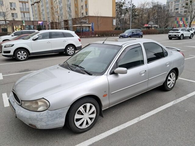 Серый Форд Мондео, объемом двигателя 2.5 л и пробегом 193 тыс. км за 1500 $, фото 3 на Automoto.ua