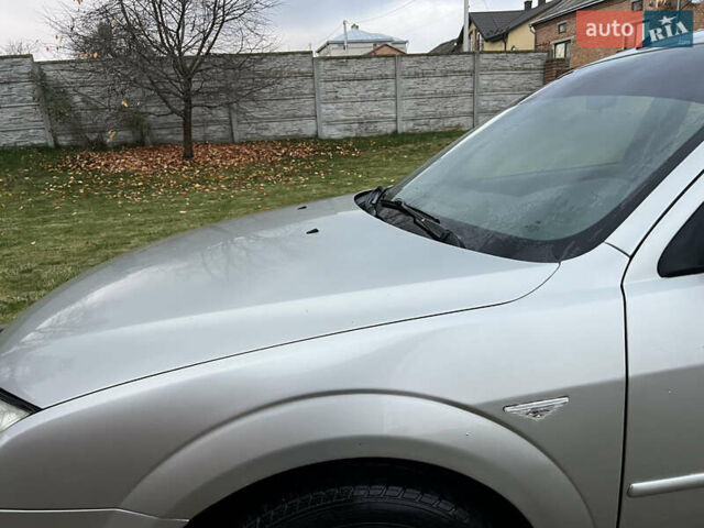 Серый Форд Мондео, объемом двигателя 1.99 л и пробегом 284 тыс. км за 2949 $, фото 8 на Automoto.ua