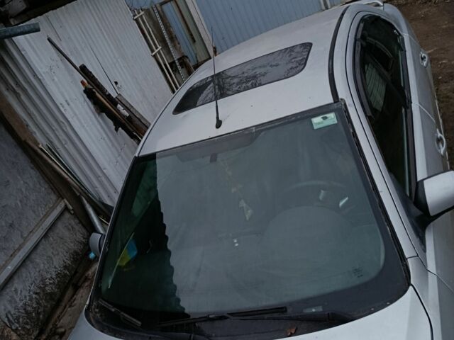 Сірий Форд Мондео, об'ємом двигуна 2.5 л та пробігом 260 тис. км за 1894 $, фото 8 на Automoto.ua