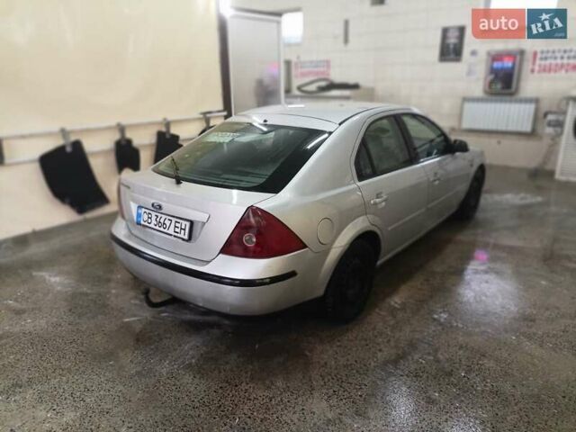 Серый Форд Мондео, объемом двигателя 2 л и пробегом 212 тыс. км за 3000 $, фото 5 на Automoto.ua