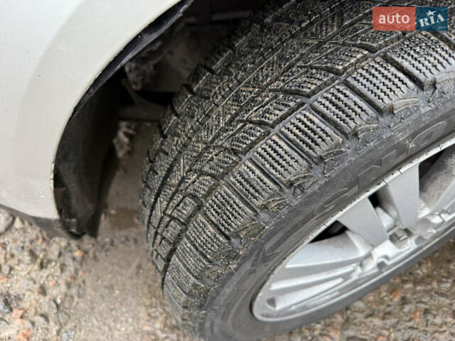 Серый Форд Мондео, объемом двигателя 1.8 л и пробегом 291 тыс. км за 2350 $, фото 7 на Automoto.ua