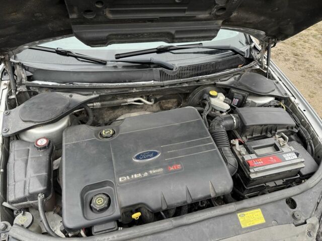 Серый Форд Мондео, объемом двигателя 1.8 л и пробегом 330 тыс. км за 2600 $, фото 6 на Automoto.ua