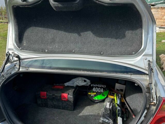 Серый Форд Мондео, объемом двигателя 1.8 л и пробегом 310 тыс. км за 1700 $, фото 4 на Automoto.ua