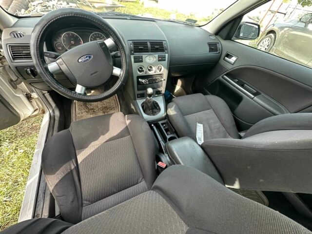 Серый Форд Мондео, объемом двигателя 1.8 л и пробегом 310 тыс. км за 1700 $, фото 12 на Automoto.ua