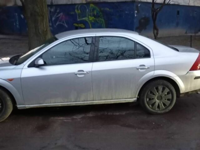 Серый Форд Мондео, объемом двигателя 1.8 л и пробегом 313 тыс. км за 3000 $, фото 3 на Automoto.ua