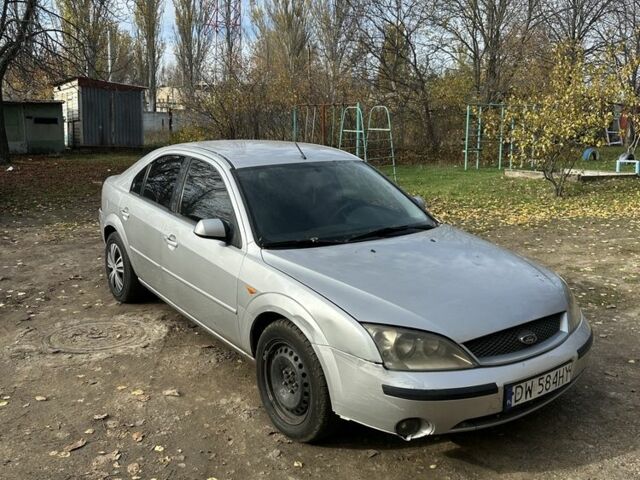 Серый Форд Мондео, объемом двигателя 2 л и пробегом 250 тыс. км за 786 $, фото 2 на Automoto.ua