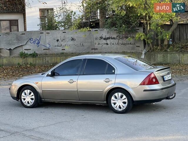 Форд Мондео 2002 в Черновцах на Automoto.ua Серый Форд Мондео, объемом двигателя 1.8 л и пробегом 271 тыс. км за 2600 $, фото 4 на Automoto.ua