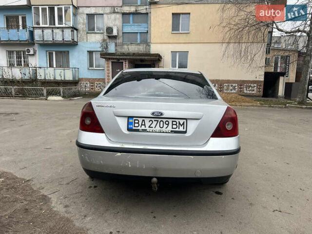 Серый Форд Мондео, объемом двигателя 1.8 л и пробегом 400 тыс. км за 3800 $, фото 9 на Automoto.ua