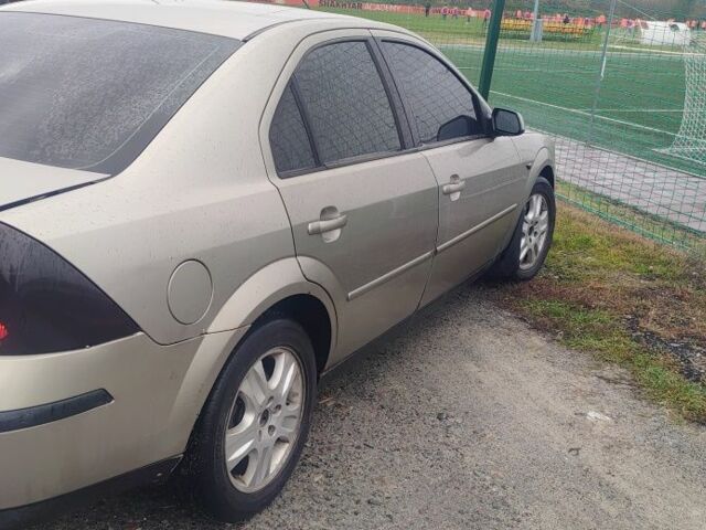 Сірий Форд Мондео, об'ємом двигуна 2 л та пробігом 385 тис. км за 2850 $, фото 1 на Automoto.ua