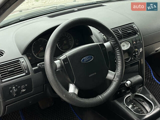 Серый Форд Мондео, объемом двигателя 2 л и пробегом 172 тыс. км за 4300 $, фото 9 на Automoto.ua