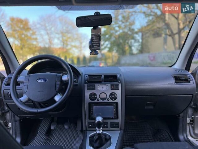 Форд Мондео 2002 в Черновцах на Automoto.ua Серый Форд Мондео, объемом двигателя 1.8 л и пробегом 271 тыс. км за 2600 $, фото 37 на Automoto.ua