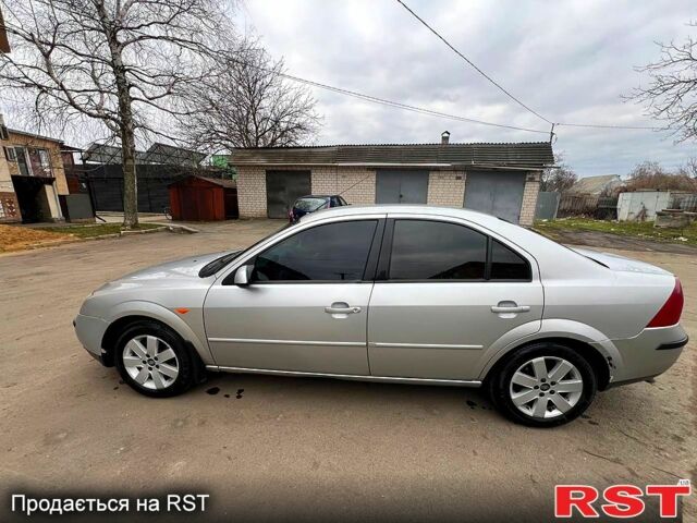 Сірий Форд Мондео, об'ємом двигуна 1.8 л та пробігом 0 тис. км за 3200 $, фото 1 на Automoto.ua