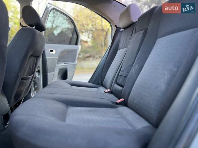 Форд Мондео 2002 в Черновцах на Automoto.ua Серый Форд Мондео, объемом двигателя 1.8 л и пробегом 271 тыс. км за 2600 $, фото 30 на Automoto.ua